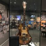 ECCO DOVE TROVARE LA CHITARRA WANDRE’ SUONATA DA JIMI HENDRIX