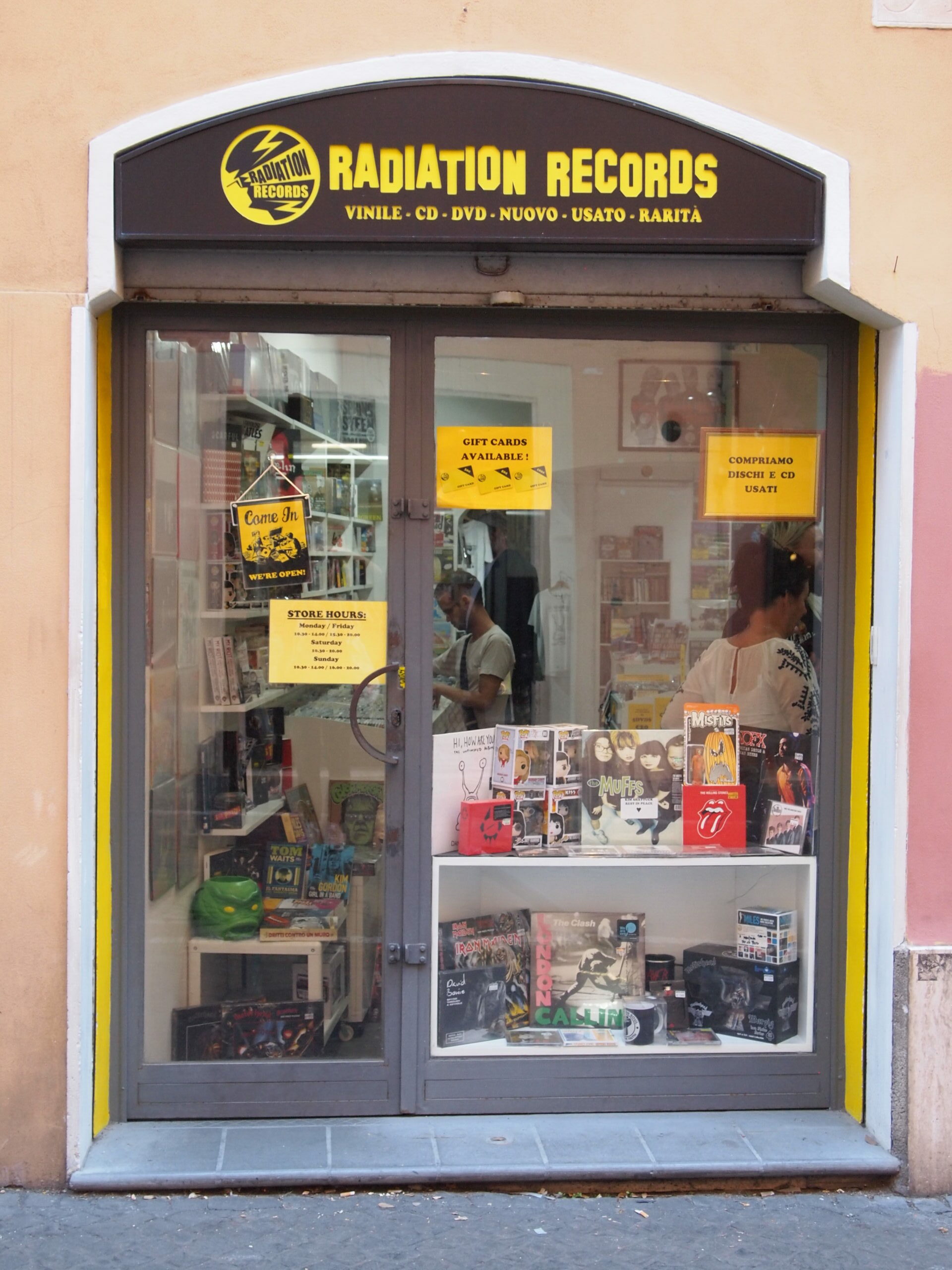 Radiation Records, Roma